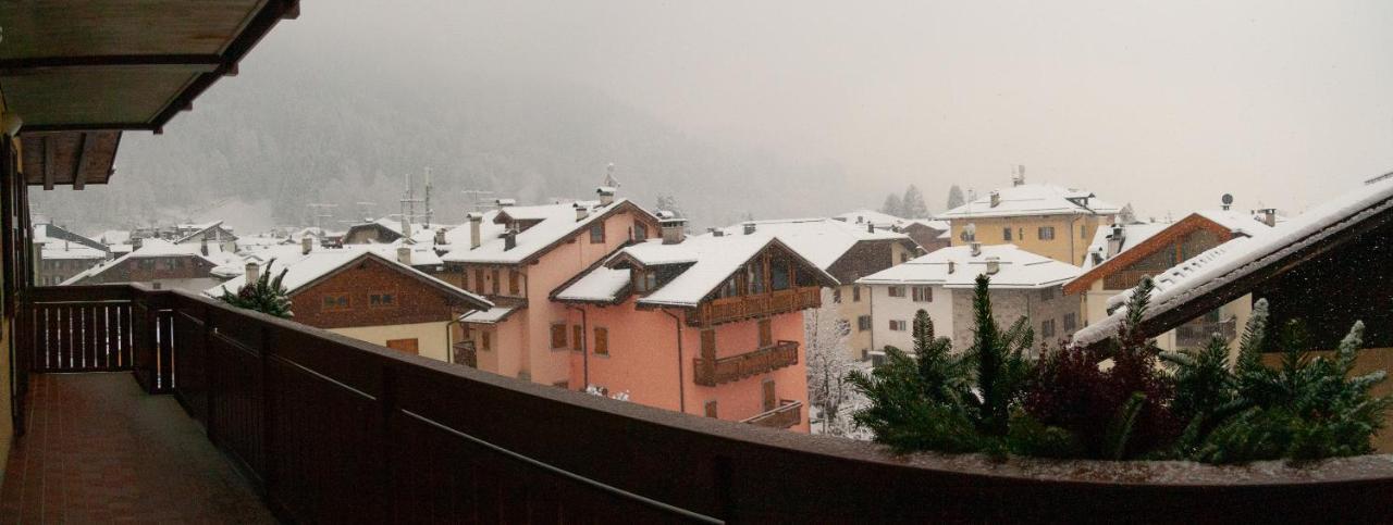 Aparthotel Residenza Marconi à Pinzolo Extérieur photo